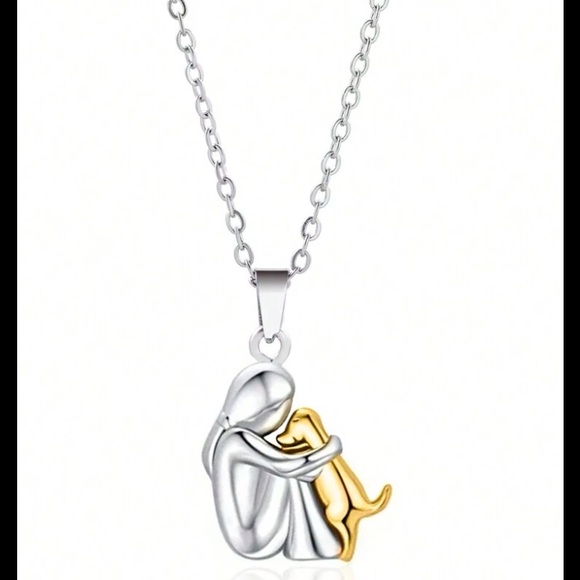 Embracing Dog Necklace - Picture 4 of 6